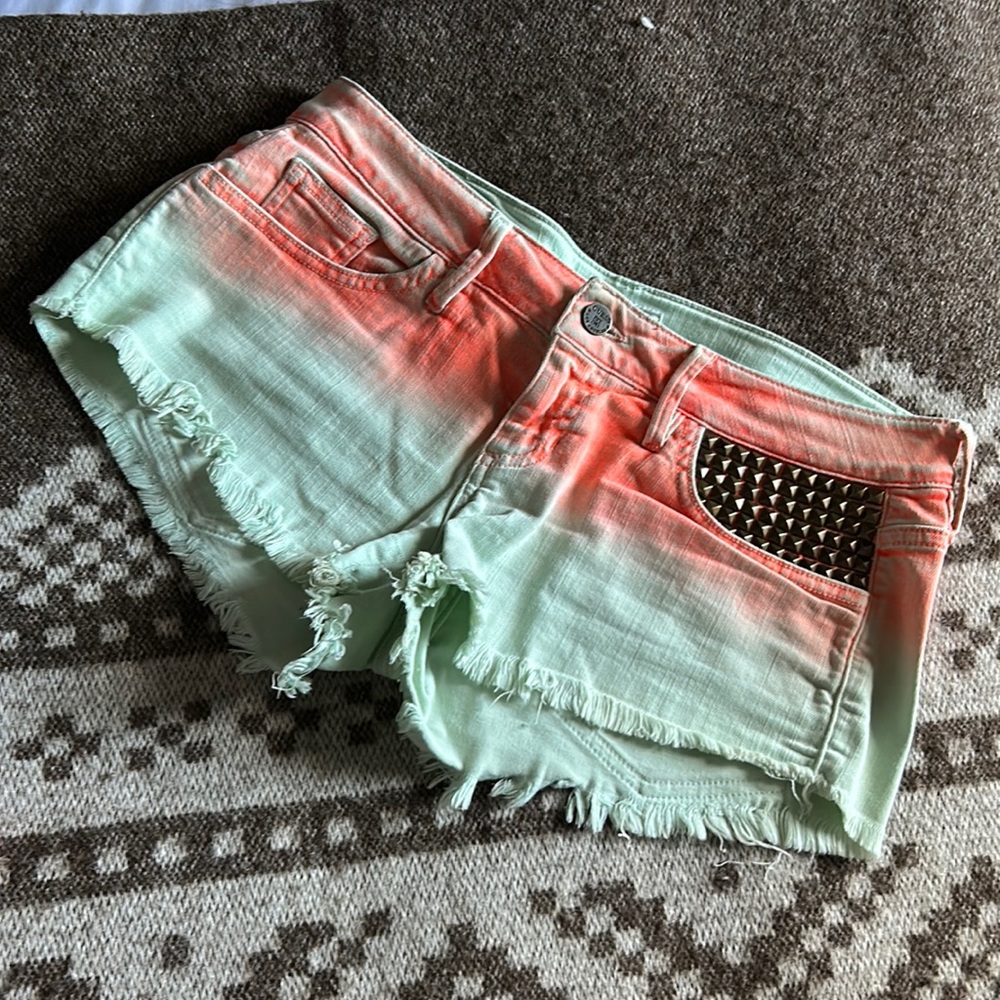 Denim guess shorts- like new